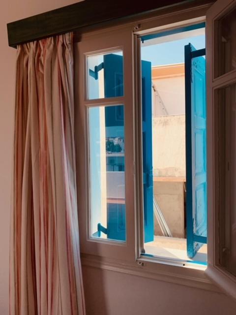 Manousos Rooms Adámasz Kültér fotó